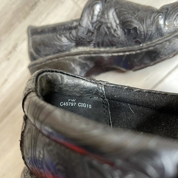 B.O.C. Born Concept Floral Clogs Comfort Shoes Black Size 7 W - Picture 6 of 7